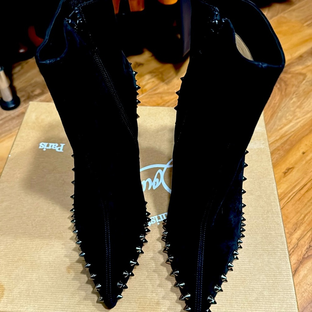 Christian Louboutin Willetta Spiked Ankle Boots - New